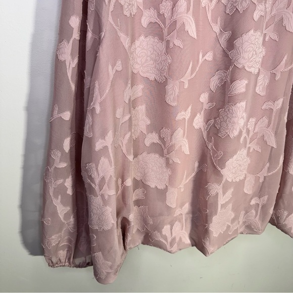 Torrid Chiffon Clip Floral Bubble Hem Blouse Size 3x - Picture 12 of 16